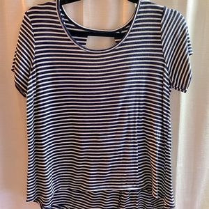 Navy and why stripped shirt